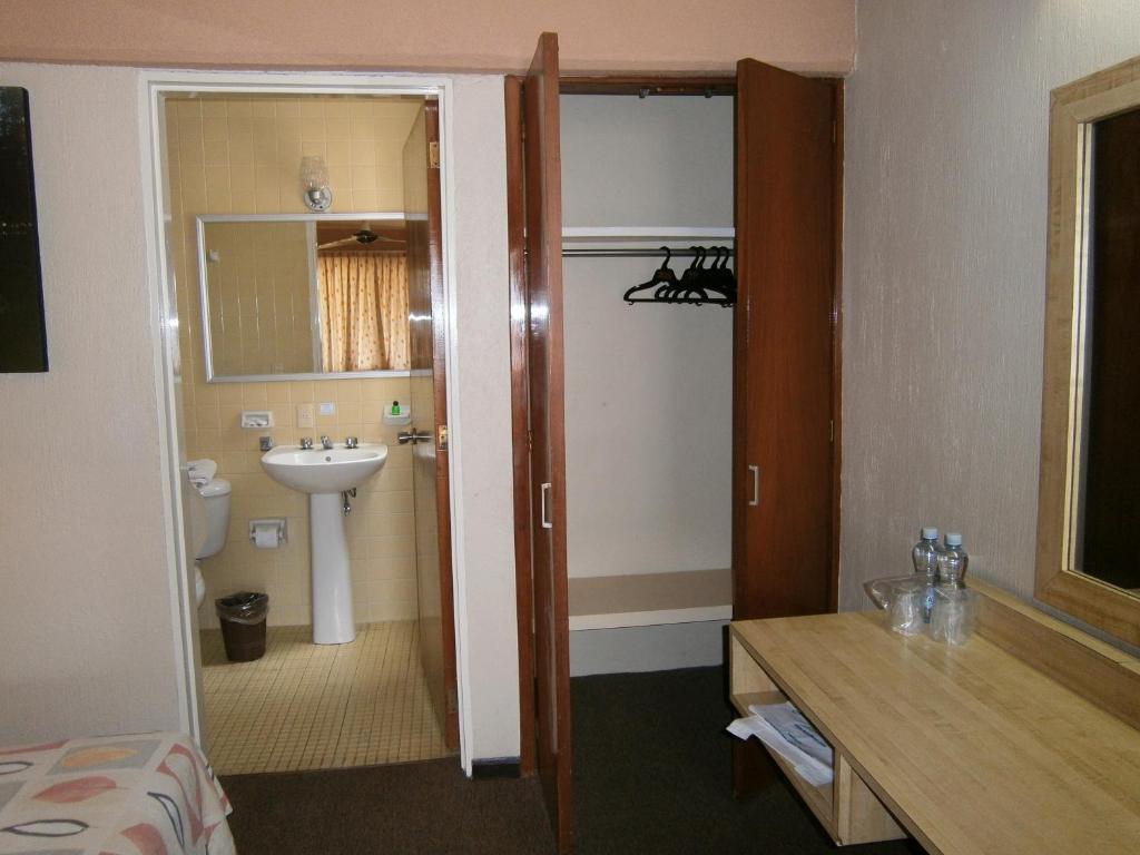 Hotel Fenix Zamora de Hidalgo Ruang foto